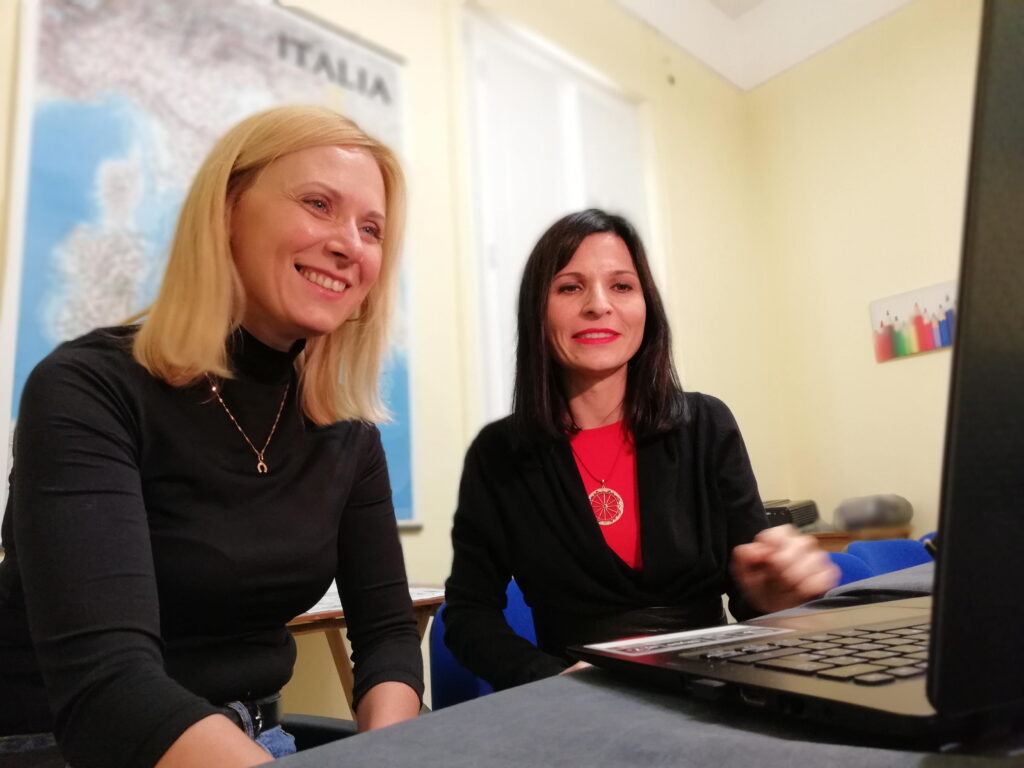 Insegnante che spiega